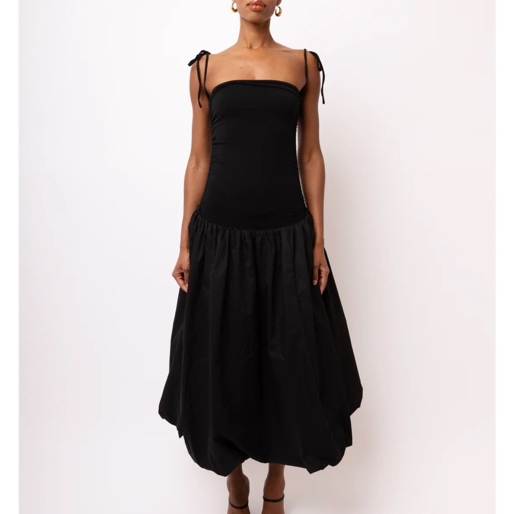 Amy Lynn Alexa dress